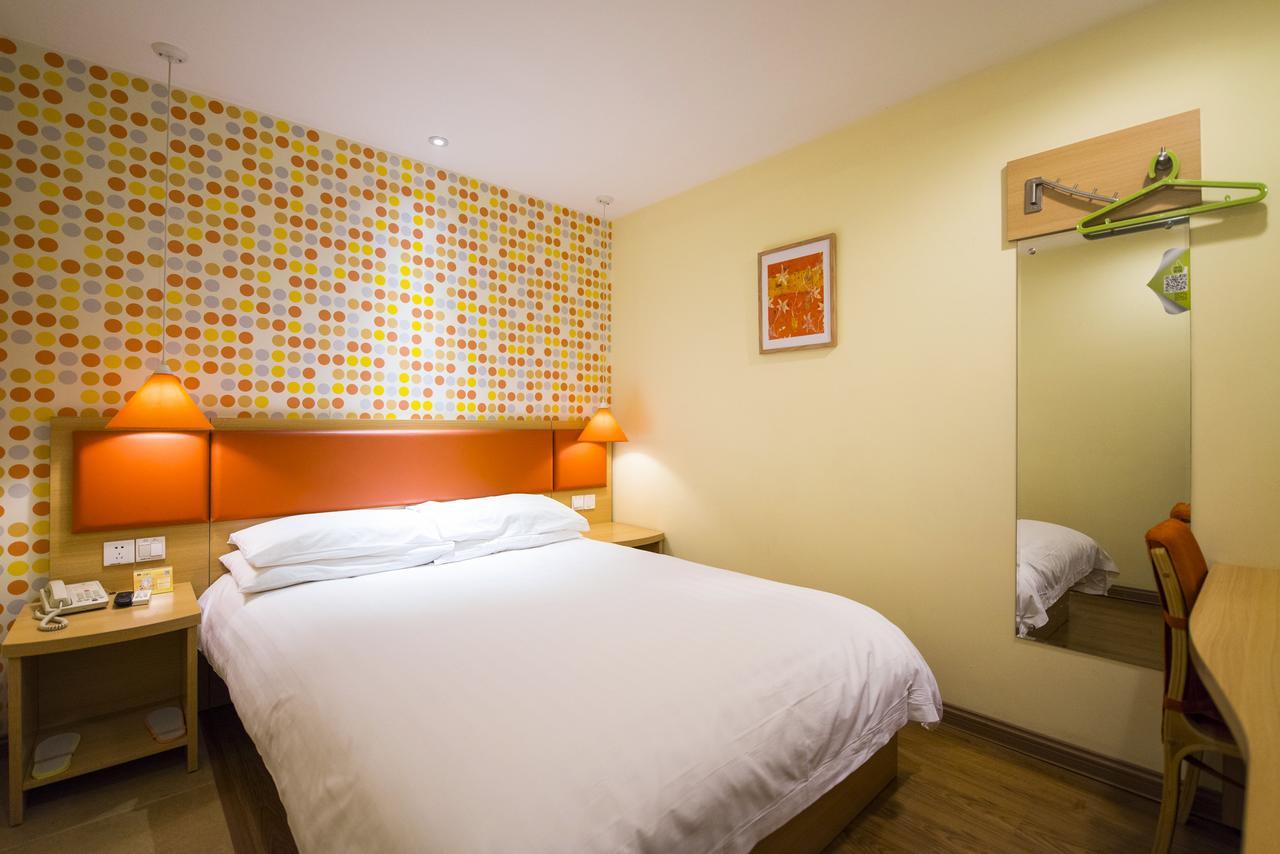 Home Inn Kunming Dongfeng Square Metro Station מראה חיצוני תמונה