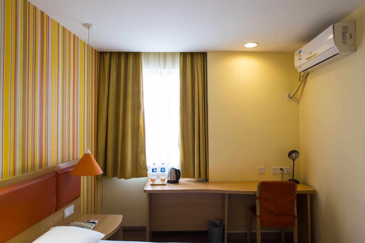 Home Inn Kunming Dongfeng Square Metro Station מראה חיצוני תמונה