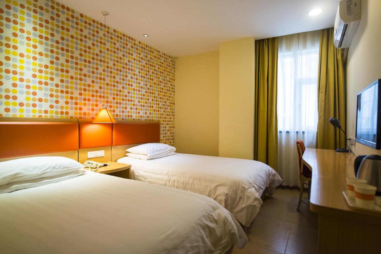 Home Inn Kunming Dongfeng Square Metro Station מראה חיצוני תמונה